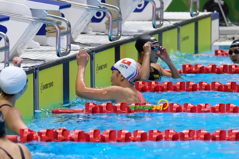 Ánh Viên thống trị đường đua xanh tại SEA Games 30 với kỹ thuật và sức bền tuyệt vời.
